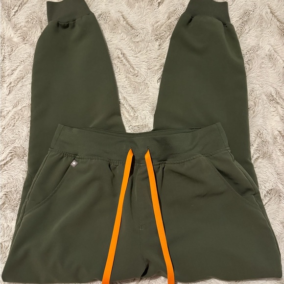 Olive Green FIGS - Picture 3 of 5